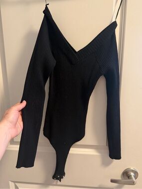 NWOT Windsor sweater off the shoulder bodysuit